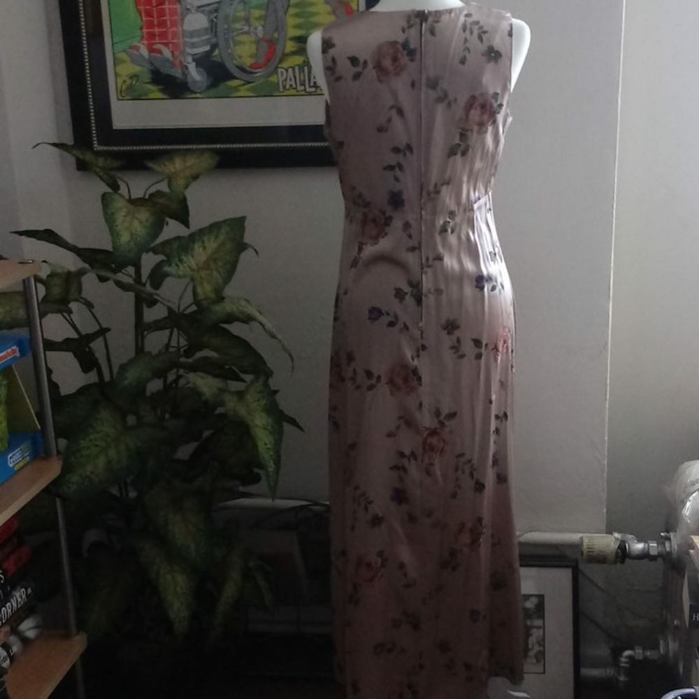 ❤5/$25 LA GIRL MAXI DRESS SATIN FLORAL SIZE M - Picture 8 of 9